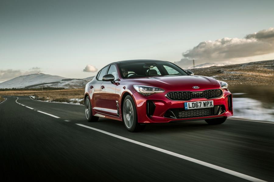  Kia Stinger GT-Line S (CK) 2017 года  (UK) (фото 21 из 41)